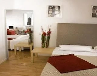 Palazzetto Degli Artisti Suites Rome Italy