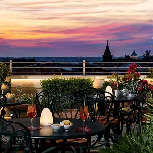 Hotel Marcella Royal - Rooftop Garden, Roma